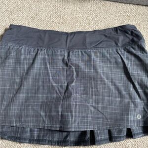 Women’s Lululemon Skirt